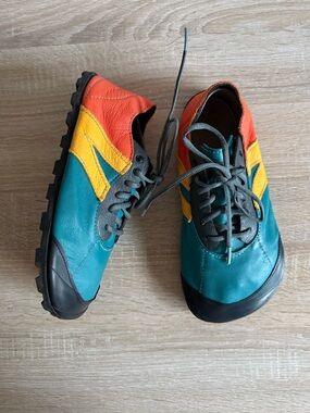 Softstar Primal RunAmoc leather barefoot shoes Vibram Soles Unisex Sz 8 wide